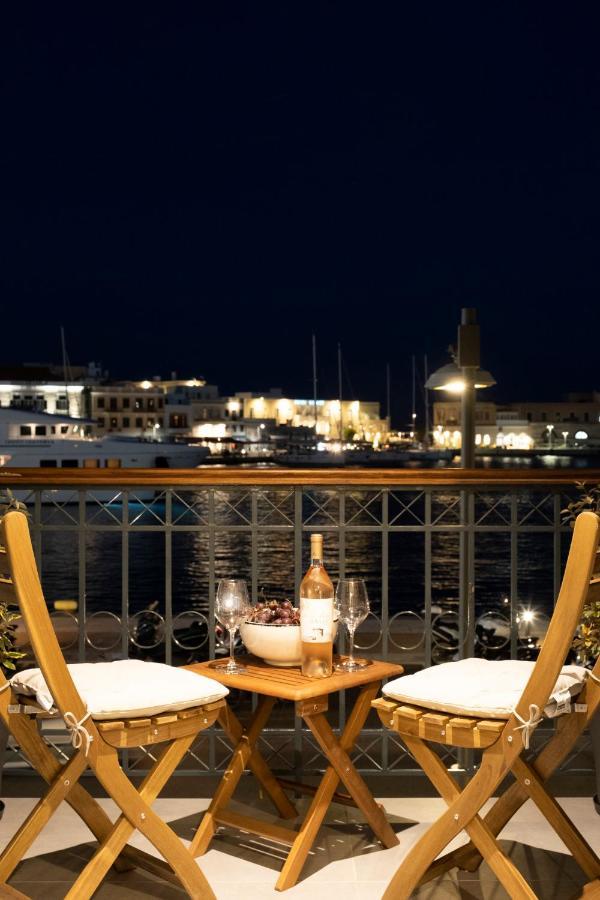 Venus Luxury Apartment Ermoúpoli Eksteriør bilde